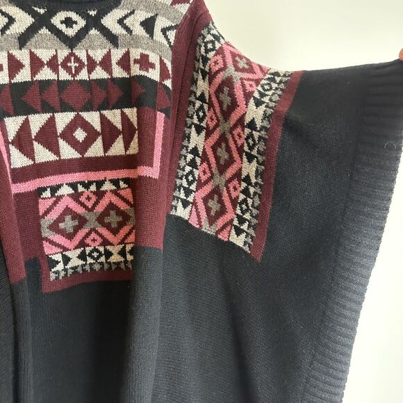 Cynthia Rowley Black Lambs Wool Blend Oversized Sweater Poncho M Aztec - Picture 2 of 10